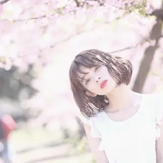 ショート カラー パーマ ヘアアレンジ 推し活専用 【派手髪】飯野ゆかりのヘアスタイル