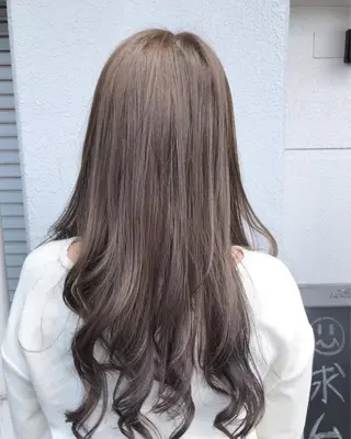ロング カラー レイヤーカット匠 イソザキノリユキのヘアスタイル