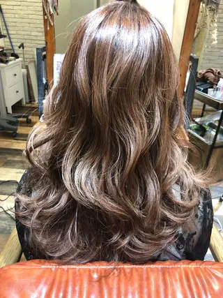 ミディアム カラー なかがわ せいかのマツエク・マツパデザイン