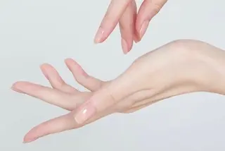 ネイル 天王寺 深爪メディカルサロンのネイルデザイン