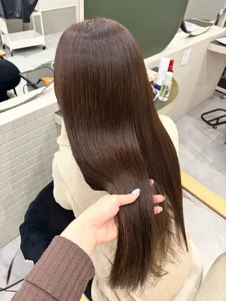 ロング カラー Lutowa西条 ／カノンのヘアスタイル