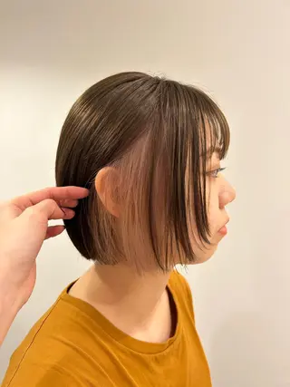 ショート レイヤーカット/長岡 グレージュ/マユ🎀のヘアスタイル