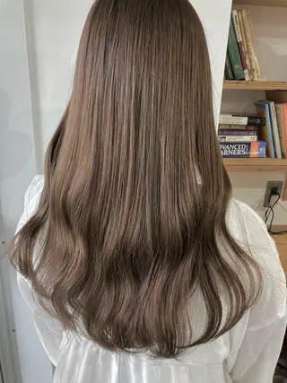 ロング roka ノゾミのヘアスタイル