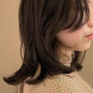 ミディアム 韓国レイヤー　 suzuのヘアスタイル