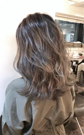 セミロング カラー 【代表】高山 一真のヘアスタイル