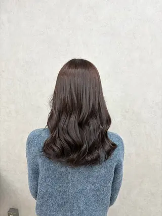 セミロング カラー 倉澤 愛理のヘアスタイル