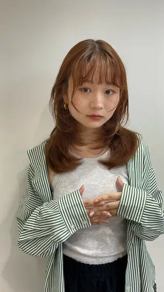 ミディアム ♥️透明感×抜け感 ベージュ/佑珠♥️のヘアスタイル