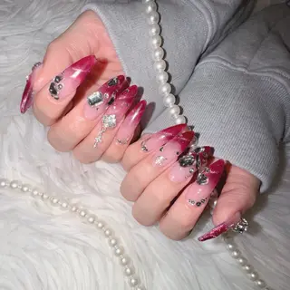 ネイル &MORE所属・りゆん .のネイルデザイン