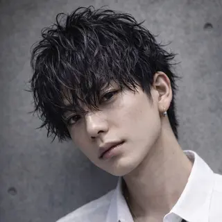 メンズ 表参道フェザーパーマ ニュアンスパーマのヘアスタイル