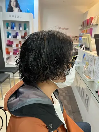 ミディアム パーマ メンズ 韓国風メンズ/毛流れ ヘアなら須田龍世のヘアスタイル