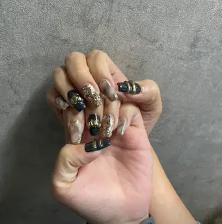 ネイル nailstudio eviz新宿店のネイルデザイン