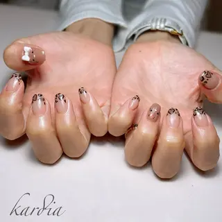 ネイル καρδιά -ｶﾙﾃﾞｨｱ-のネイルデザイン