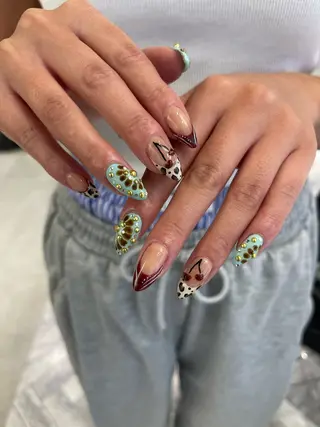 ネイル ユナ🌙 nailのネイルデザイン