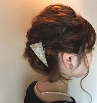 ミディアム ヘアアレンジ analogue所属・u harukaのヘアスタイル