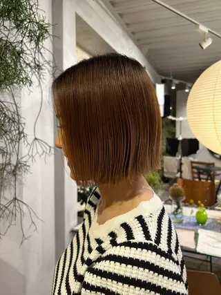 ショート 有岡 陽菜のヘアスタイル