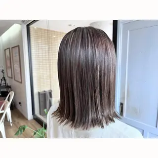 ミディアム カラー ツキダテ ユイのヘアスタイル