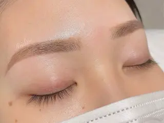 アイブロウ Q-LASH大井町店所属・井上 菜摘のマツエク・マツパデザイン