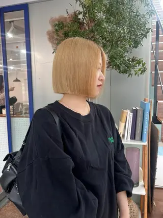 カラー VISION   aoyama所属・かがやしづ ⭐️ハイトーンのヘアスタイル