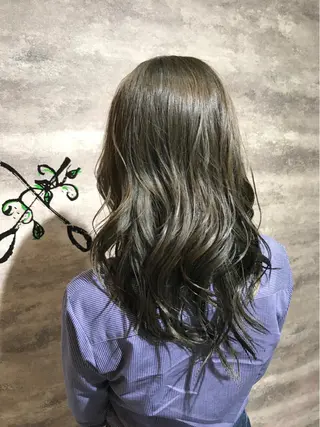 ミディアム カラー 🫟Blanco🫟 Color&Careのヘアスタイル