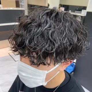 ショート パーマ メンズ 🐥くまがい💛 ダブルカラー／パーマのヘアスタイル