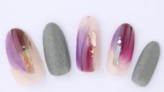 ネイル サロンR所属・岡田 美保のネイルデザイン