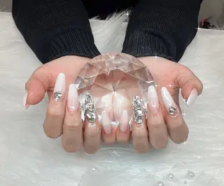 ネイル 中西 美羽のネイルデザイン