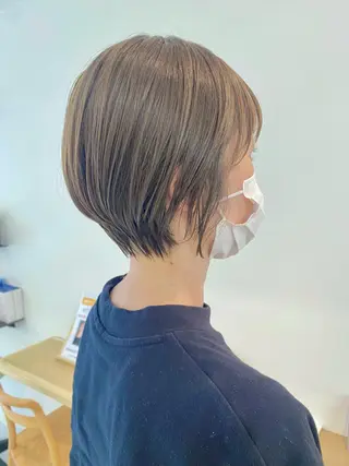 ショート カラー 安永 涼のヘアスタイル