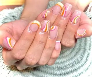 ショート GG houseのネイルデザイン