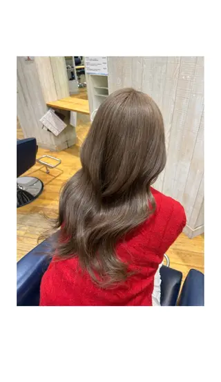 ロング 太田 絵麻のヘアスタイル