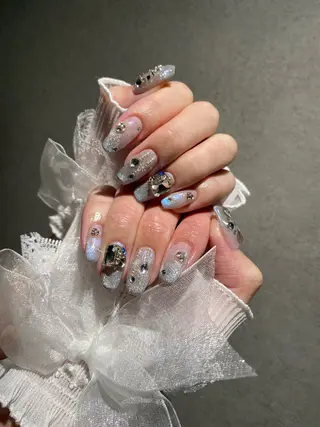 ネイル I-nailロング /ワンホン/キラキラのネイルデザイン