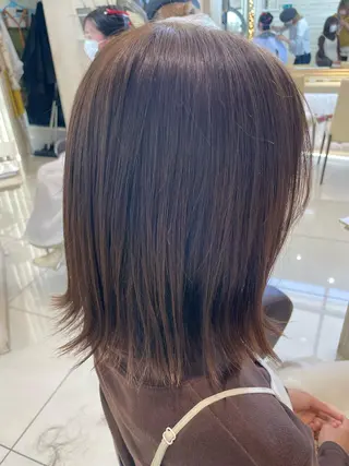 ミディアム 透明感color吉田 沙羅のヘアスタイル