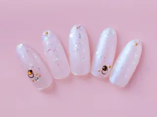ネイル e.nail所属・和賀井 恵理のネイルデザイン