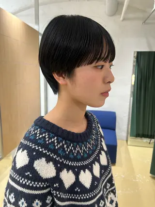 ショート hen所属・心斎橋/レイヤー/ ブリーチ/モエのヘアスタイル