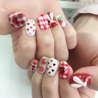 ネイル SHINE NAILのネイルデザイン
