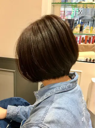 ショート ミナミ マキコのヘアスタイル