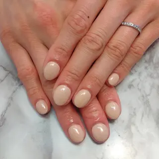 ネイル ジェヌインネイル 河内のネイルデザイン