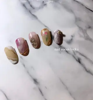 ネイル ﾈｲﾙﾙｰﾑﾘｯｶ 𝐦𝐚𝐲𝐮のネイルデザイン