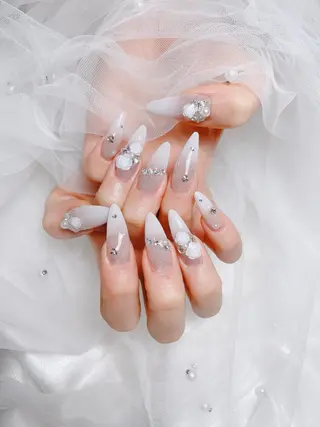 ネイル 宮本 里奈のネイルデザイン