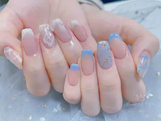 ネイル ネイルサロンエクラ 🫧Shizukaのネイルデザイン