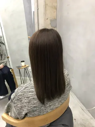 カラー muku所属・レディースカット モデル/ayunaのヘアスタイル