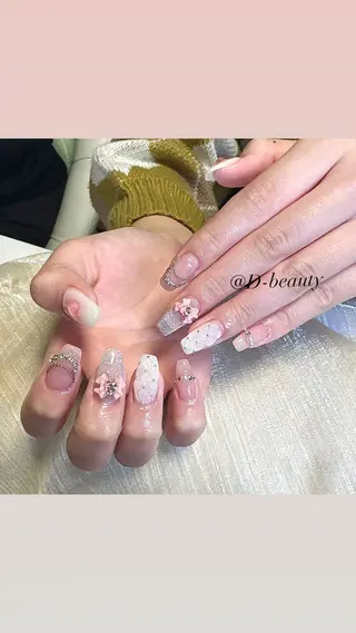 ネイル D-BEAUTY Nailsalonのネイルデザイン