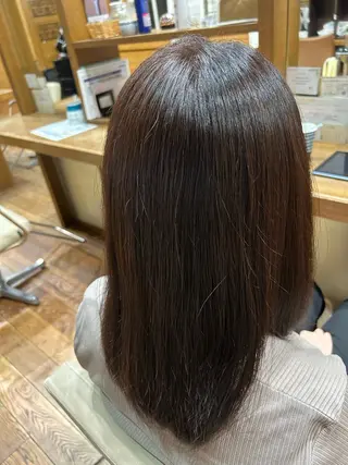 カラー 三輪 南月のヘアスタイル