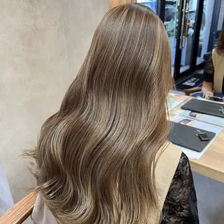 ロング カラー RIENS xreaのヘアスタイル