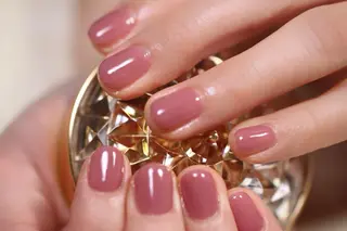 ネイル ママリンド　志村坂上店所属・しみ えんのネイルデザイン