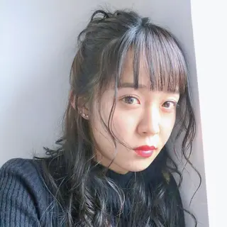 セミロング パーマ アブアイ所属・艶髪・酸性ストレート フリツのヘアスタイル
