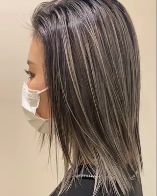 セミロング カラー レイヤー×髪質改善 マネージャー安藤光司のヘアスタイル