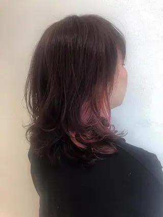 セミロング カラー 足立 小百合のヘアスタイル