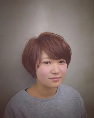 ショート カラー 磯部 巧 bob/ショートのヘアスタイル