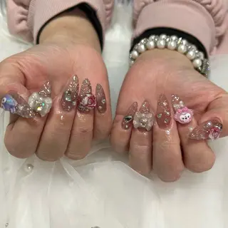 ネイル nailsalon_ riri♡のネイルデザイン