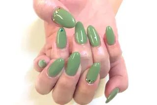 ネイル 新橋 ルキナ スタッフのネイルデザイン